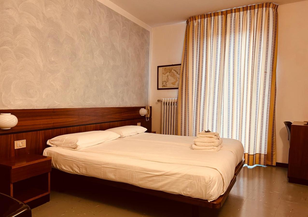 Albergo Da Pina Lazise Esterno foto